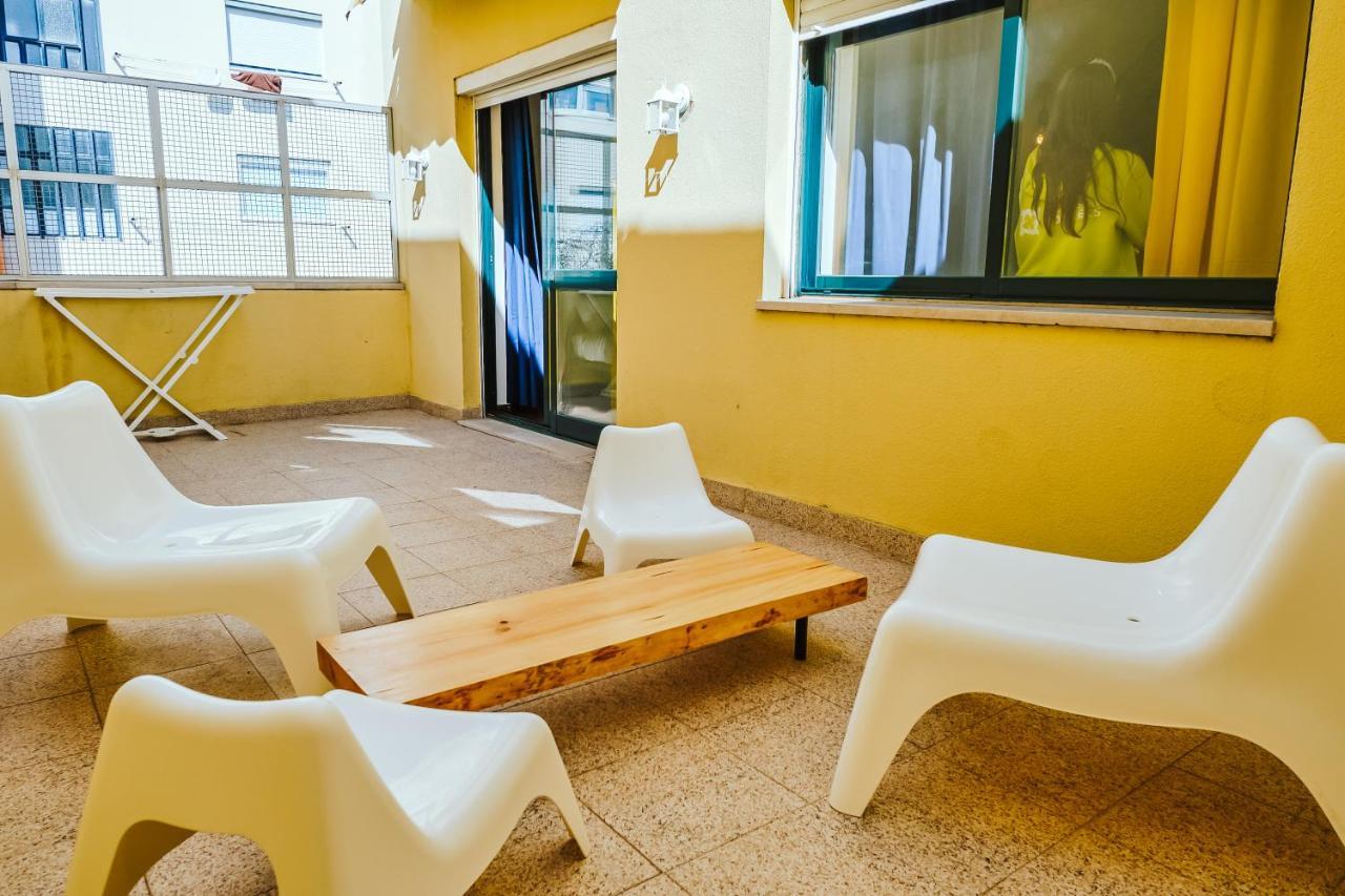 Help Yourself Hostels - Restelo Lissabon Exterior foto